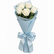 Букет 5 Белых роз Проуд в Волгодонске