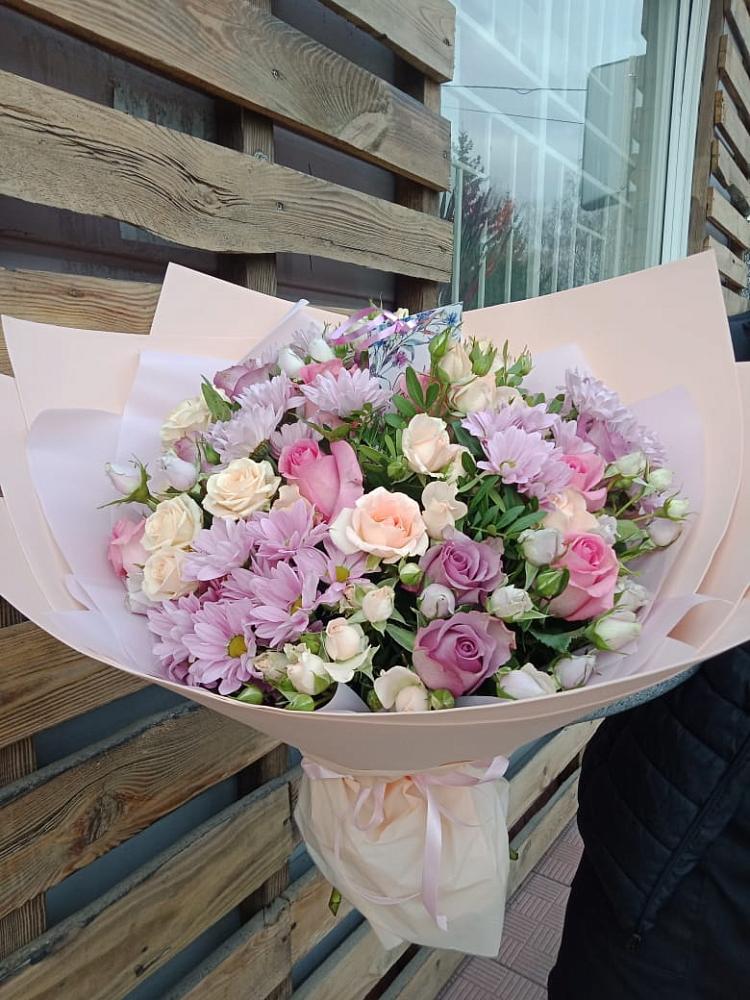 Букет цветов из: Розы и Хризантемы в Волгодонске