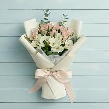 Букет цветов из:  Альстромерии в Волгодонске