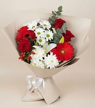 Букет цветов из:  Розы, Хризантемы, Герберы и Лилии в Волгодонске
