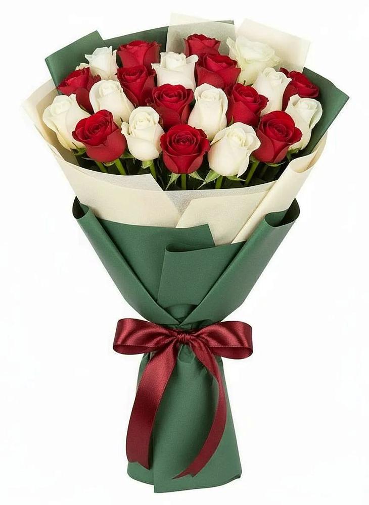 Букет Микс из красных и белых роз в Волгодонске