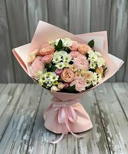 Букет цветов из:  Гвоздики, Розы и Хризантемы в Волгодонске