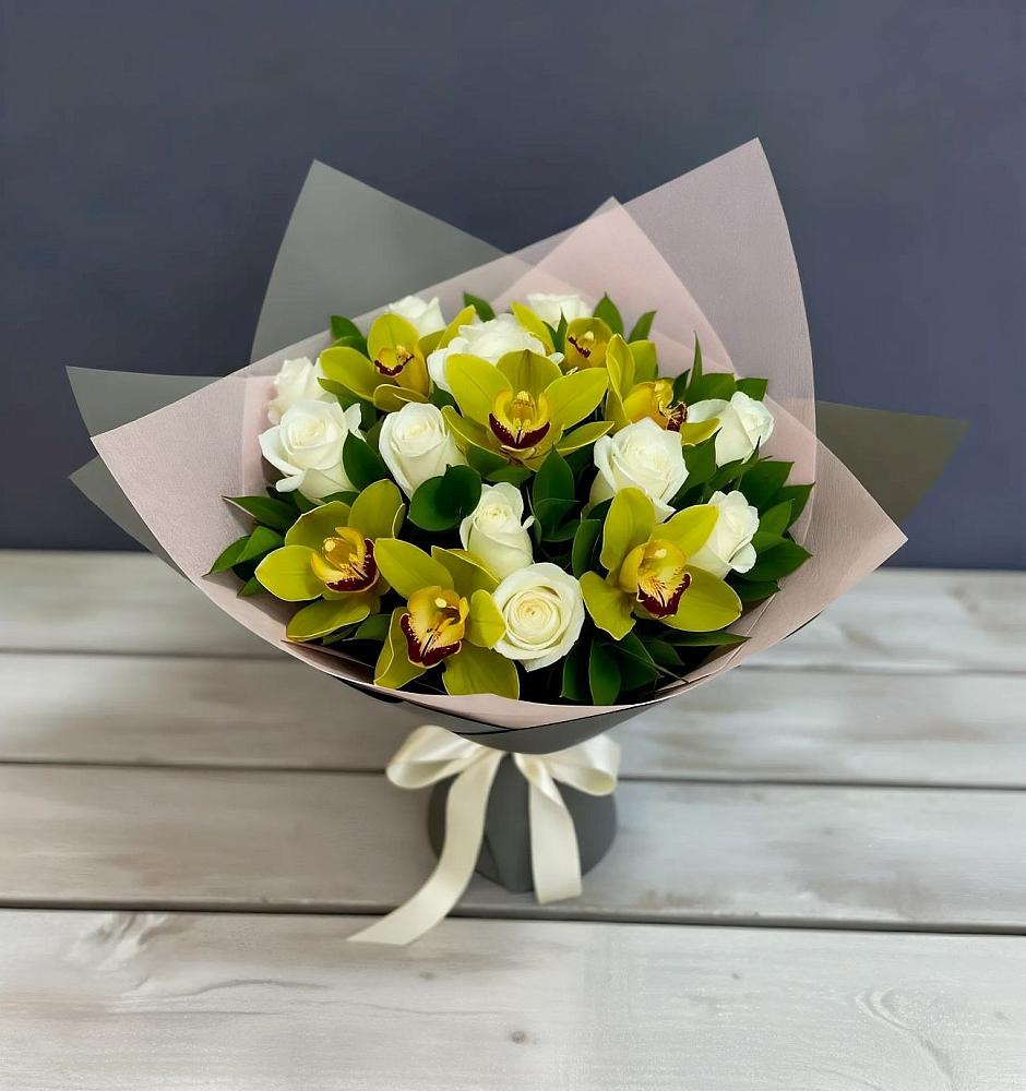 Букет цветов из: Орхидеи и Розы в Волгодонске