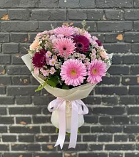 Букет цветов из:  Герберы и Хризантемы в Волгодонске