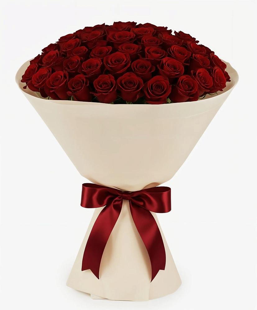 Букет 101 Бордовая роза Блэк Бакарра в Волгодонске